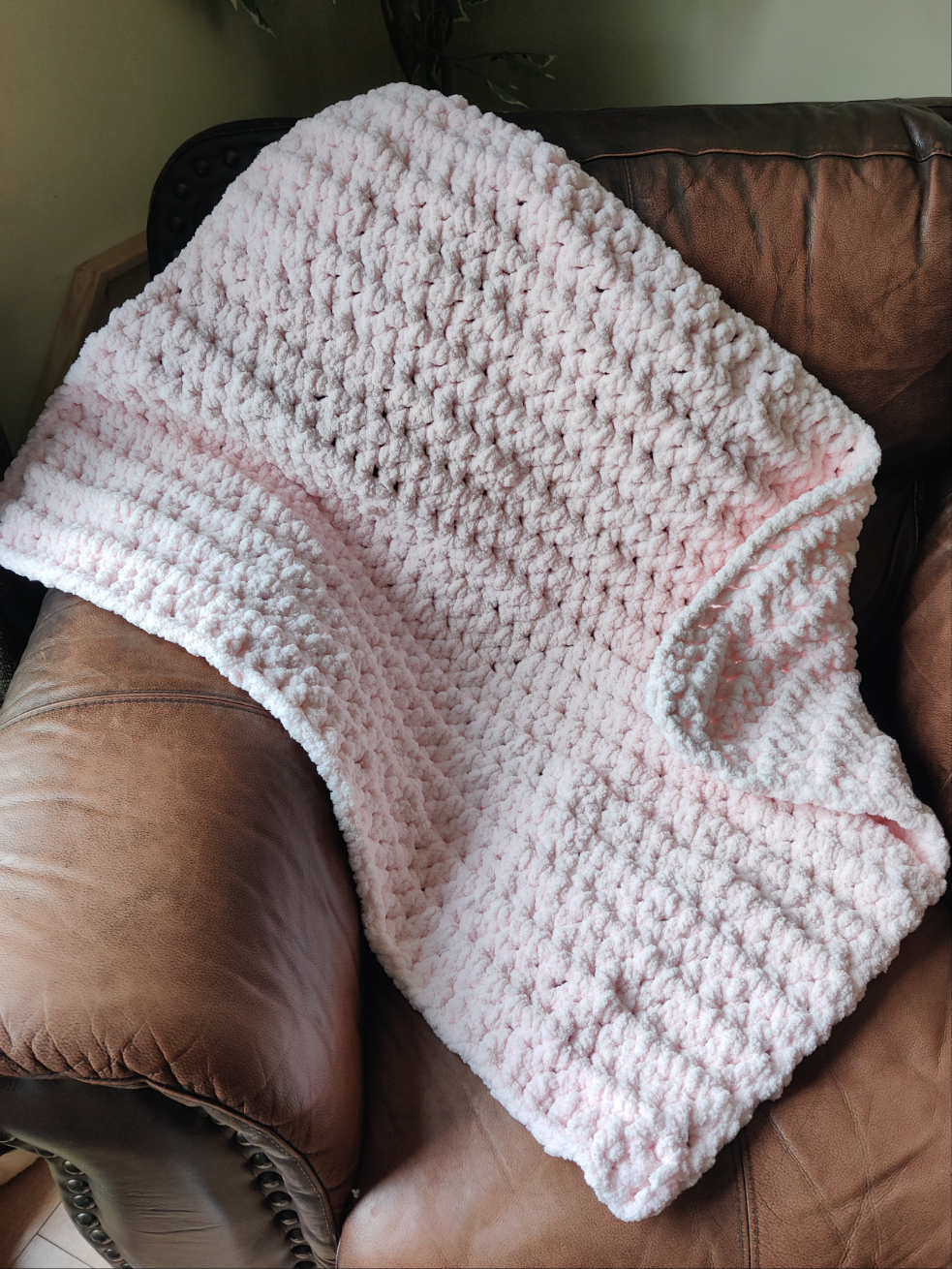 Blush pink crochet blanket 