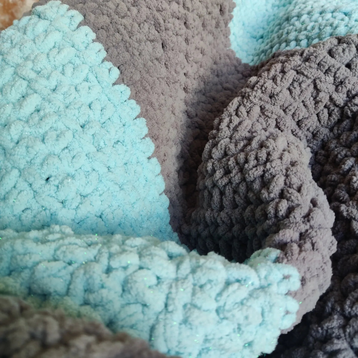 Aqua and gray crochet blanket 