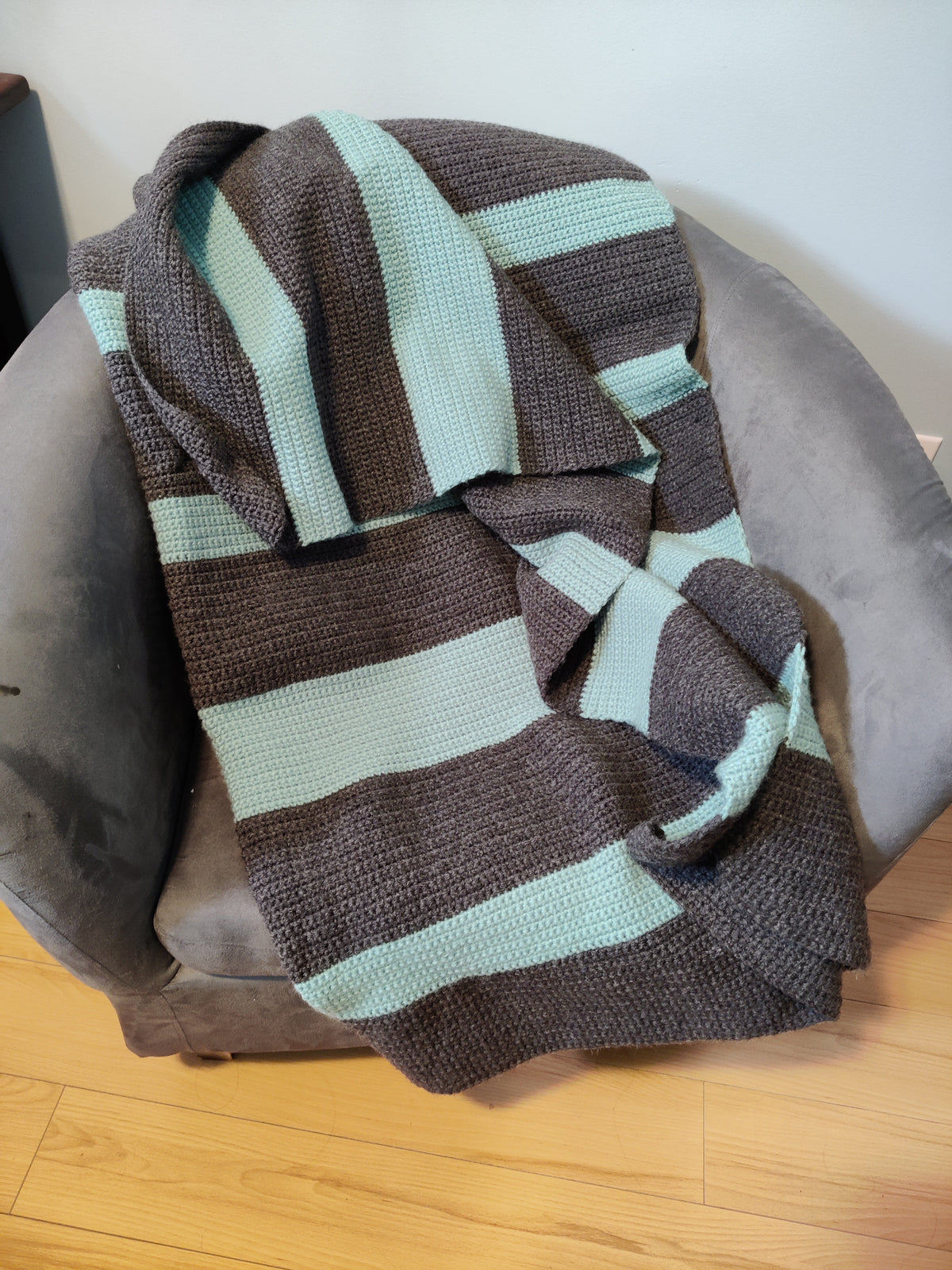 Aqua and gray crochet blanket 